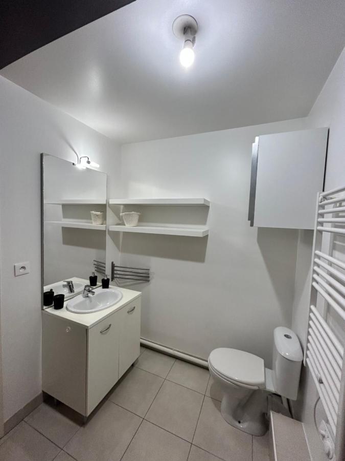 Appartement Avec Terrasse Et Box Entre Plages Et Nature Marseille Exterior photo