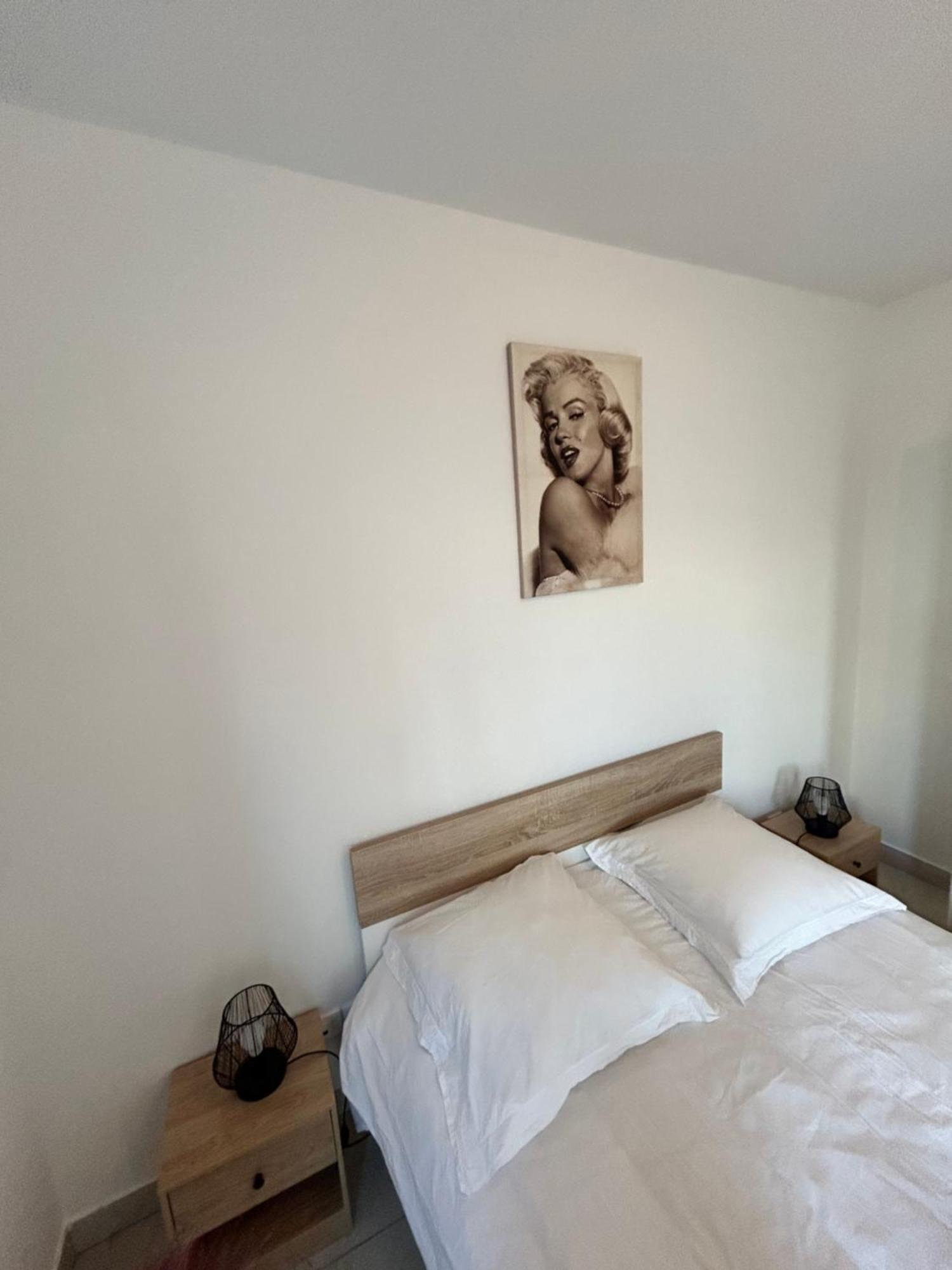 Appartement Avec Terrasse Et Box Entre Plages Et Nature Marseille Exterior photo