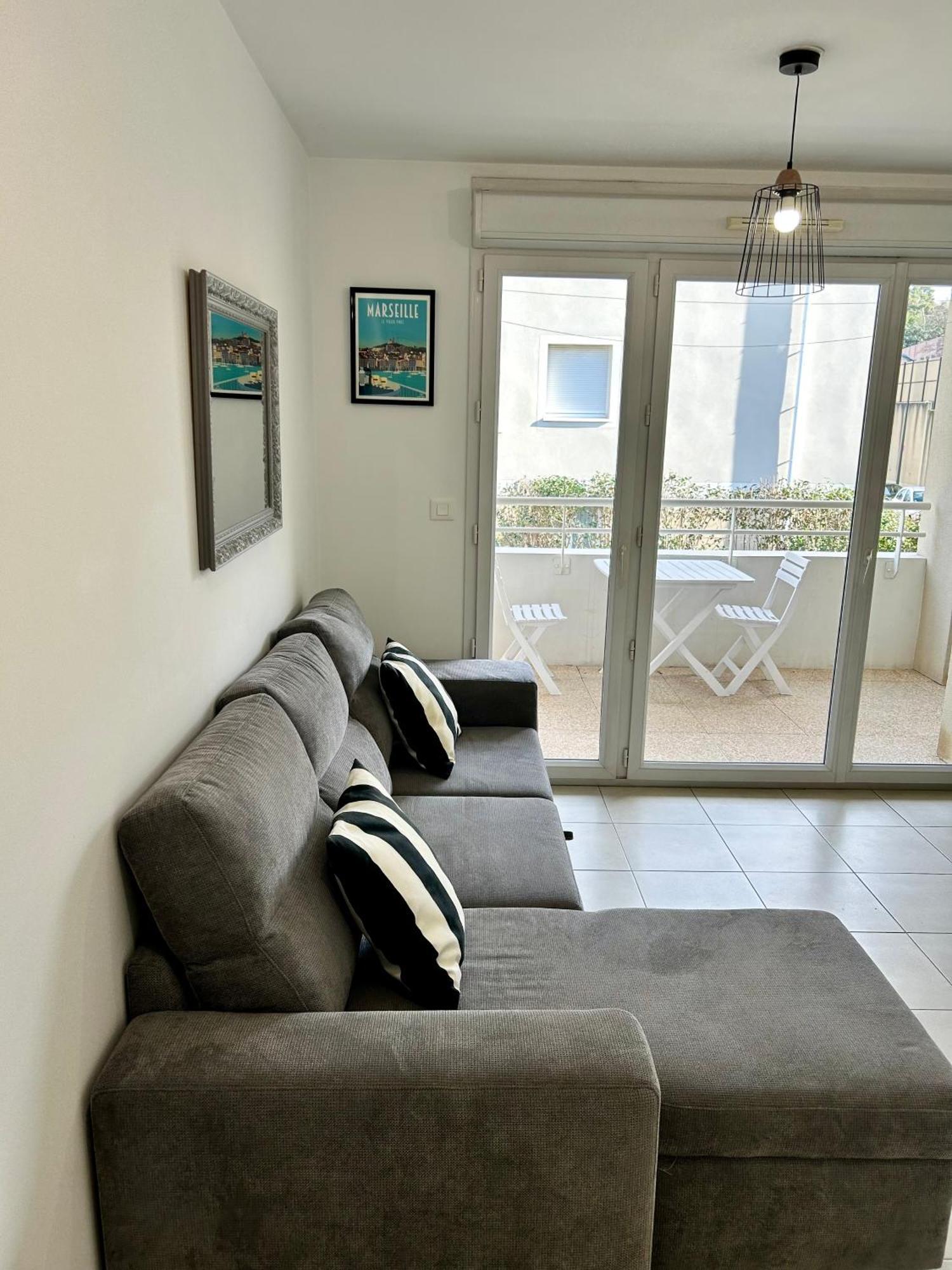 Appartement Avec Terrasse Et Box Entre Plages Et Nature Marseille Exterior photo